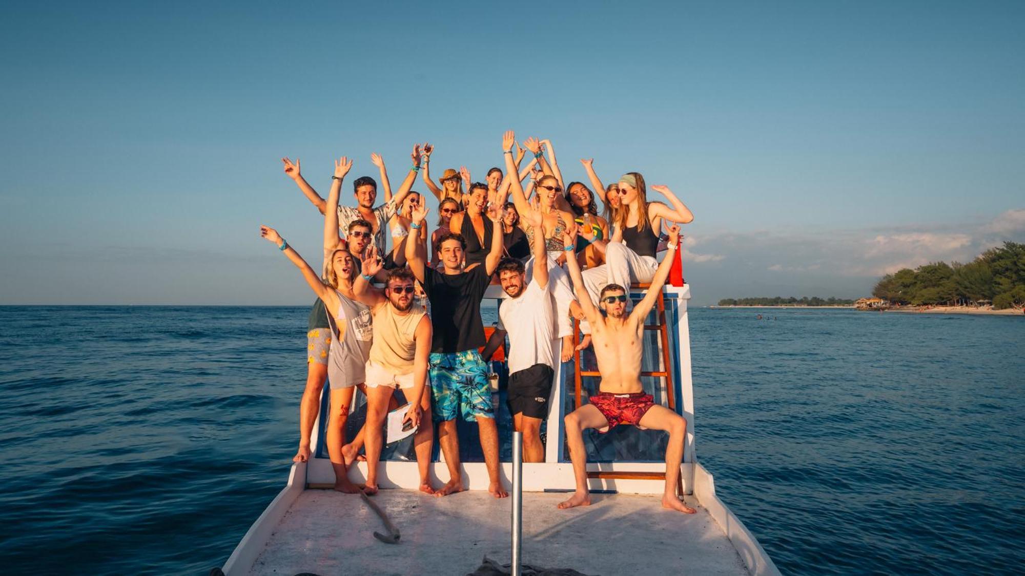 Atlas Gili Party Hostel Gili Trawangan Esterno foto